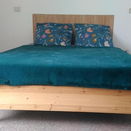 Maison En Location Fresnes Sur Marne Экстерьер фото