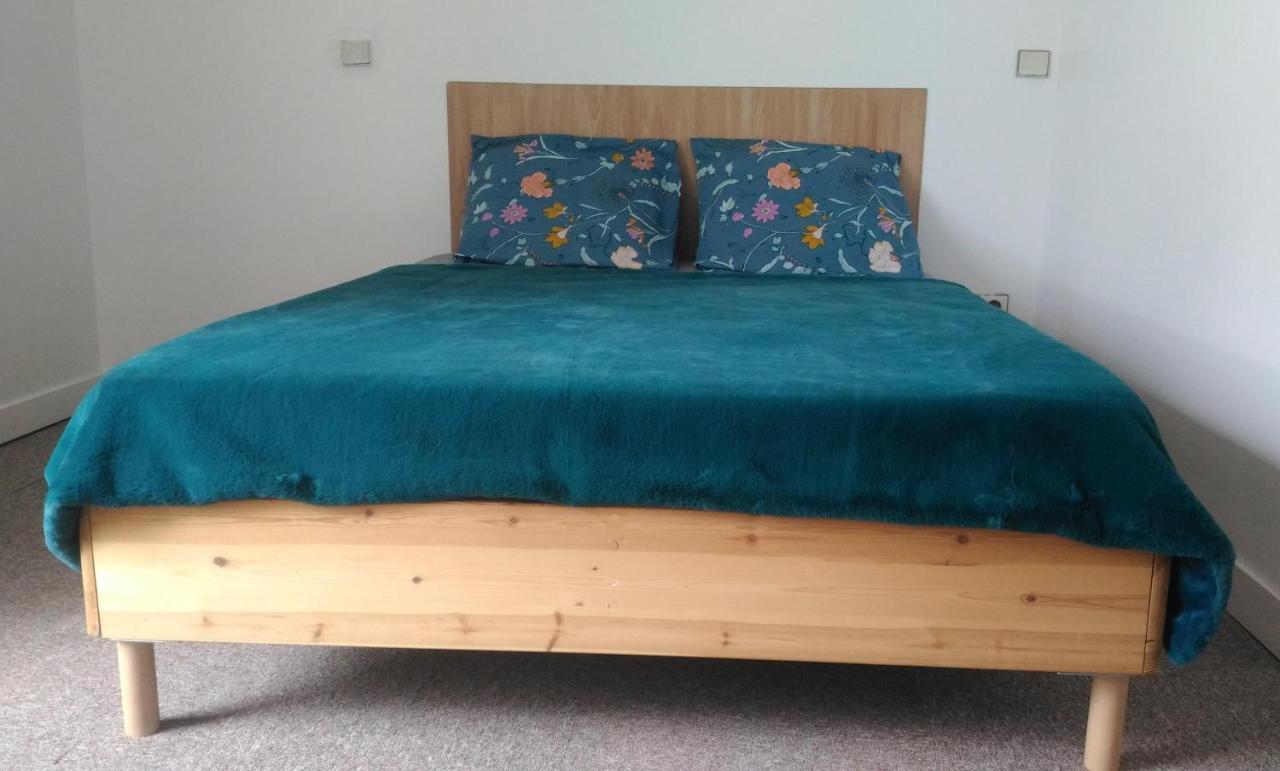 Maison En Location Fresnes Sur Marne Экстерьер фото